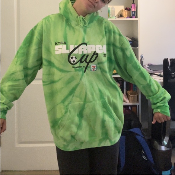 Green Tye Dye Hoodie! - Picture 6 of 6